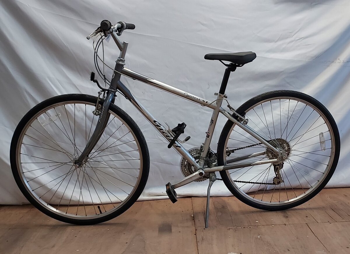 Giant Pre-Owned Giant Cypress ST 17'' Martin's Bicycle