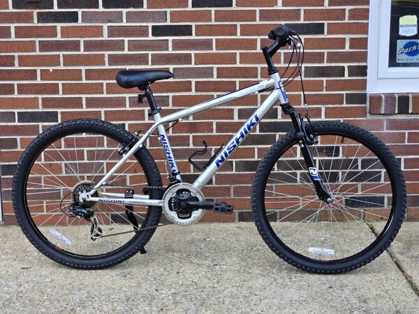  Pre-Owned Used Nishiki Pueblo Mountain Bike - Size Small