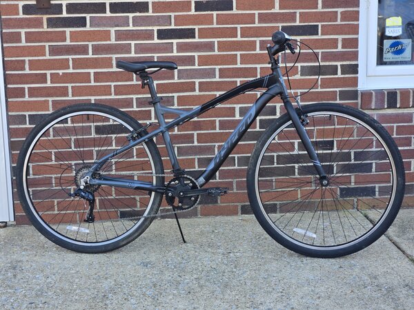 Hyper Bicycles Pre-Owned Used Hyper Urban Hybrid Bike Hyper Bicycles Pre-Owned Used Hyper Urban Hybrid Bike