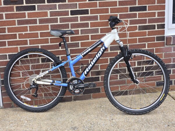 Raleigh Pre-Owned Used Raleigh Tess Mountain Sport Mountain Bike - Size XS