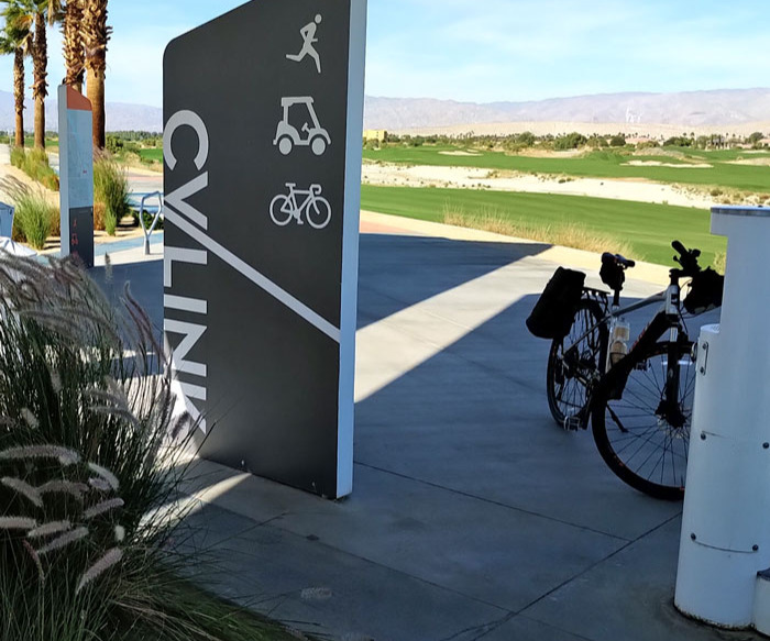 CV link riding trail in palm springs at ramon road