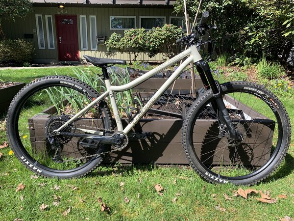 Chromag USED - Chromag Rootdown, size M/L, G2 build Chromag USED - Chromag Rootdown, size M/L, G2 build