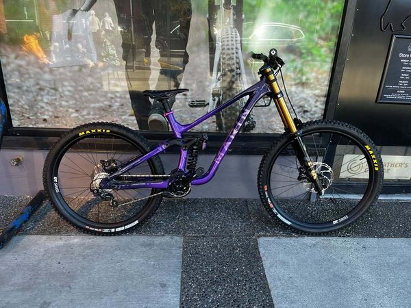 Marin USED - Quake DH Custom Build Large