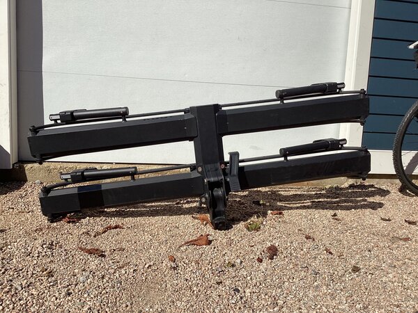 Kuat Piston Pro Hitch Bike Rack 2" Receiver 2-Bike Sandy Black USED