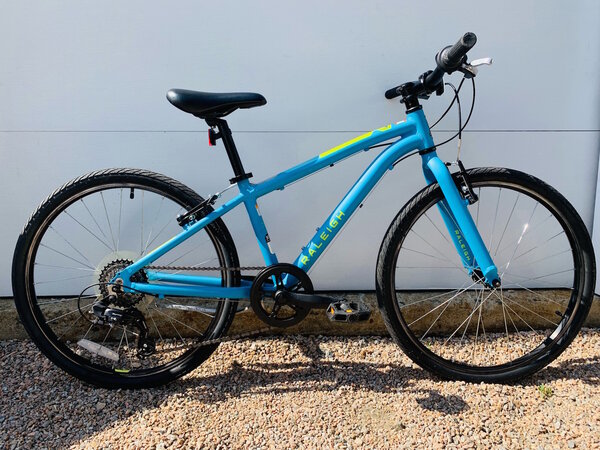 Raleigh Cadent 24'' Blue USED