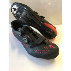Specialized TORCH 3.0 RD SHOE BLK/RED 45 USED