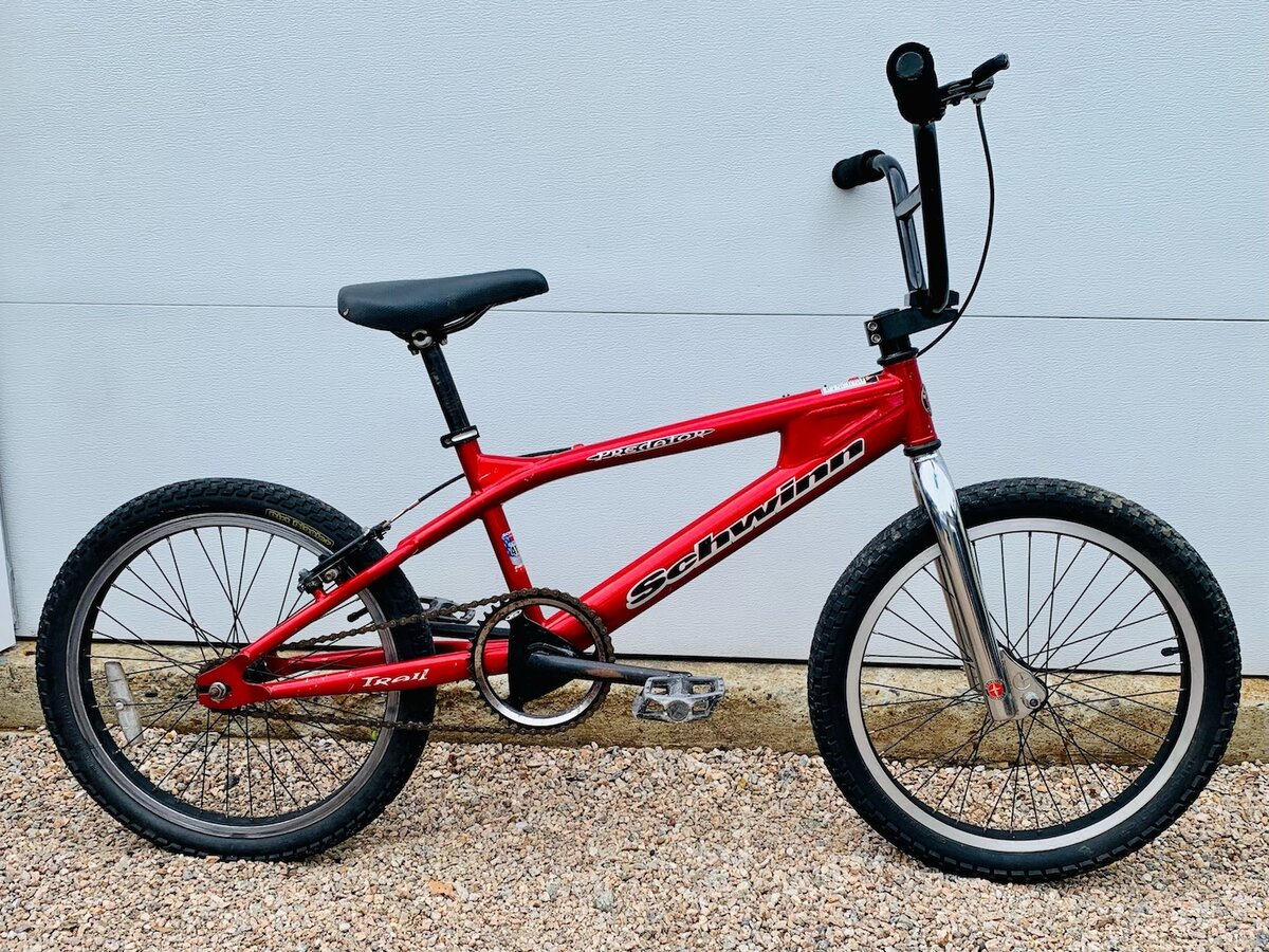 Schwinn Predator 20'' Red USED Stedman's Bike Shop