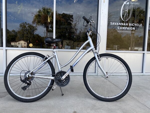 Giant Sedona - Quality Bike Shop 