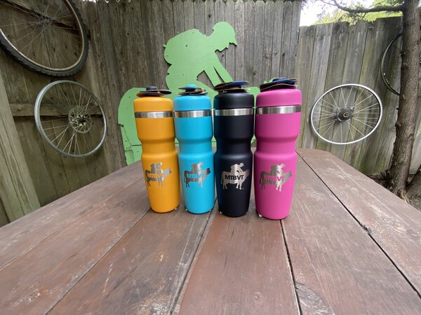Bivo Bivo X MTBVT Trio Insulated 21oz Bottle Bivo Bivo X MTBVT Trio Insulated 21oz Bottle