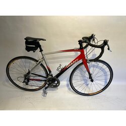 Giant Red Defy