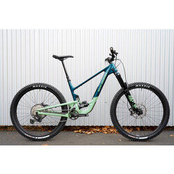 Demo Bike DEMO - Rocky Mountain Altitude C50