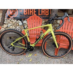 Giant Revolt Advanced Pro 0 (medium Demo in stock)