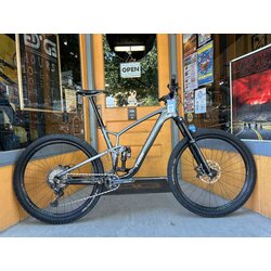 Trek DEMO Trek Fuel EX 8 Gen 6, Galactic Grey to Black Fade 29 XL