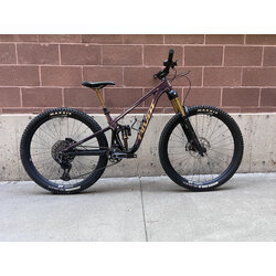 Pivot Cycles USED Pivot Trailcat LT Pro X0 AXS -Alloy Wheels