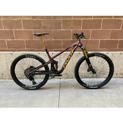 Pivot Cycles USED Pivot Trailcat SL 29 Pro X0 AXS