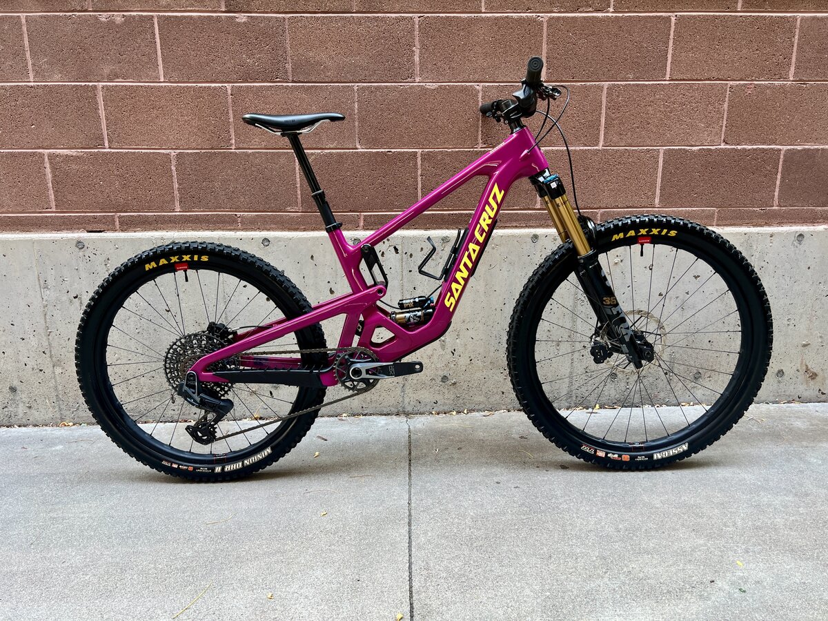 Santa Cruz USED Santa Cruz Bronson CC X0 AXS RSV - Golden Bike