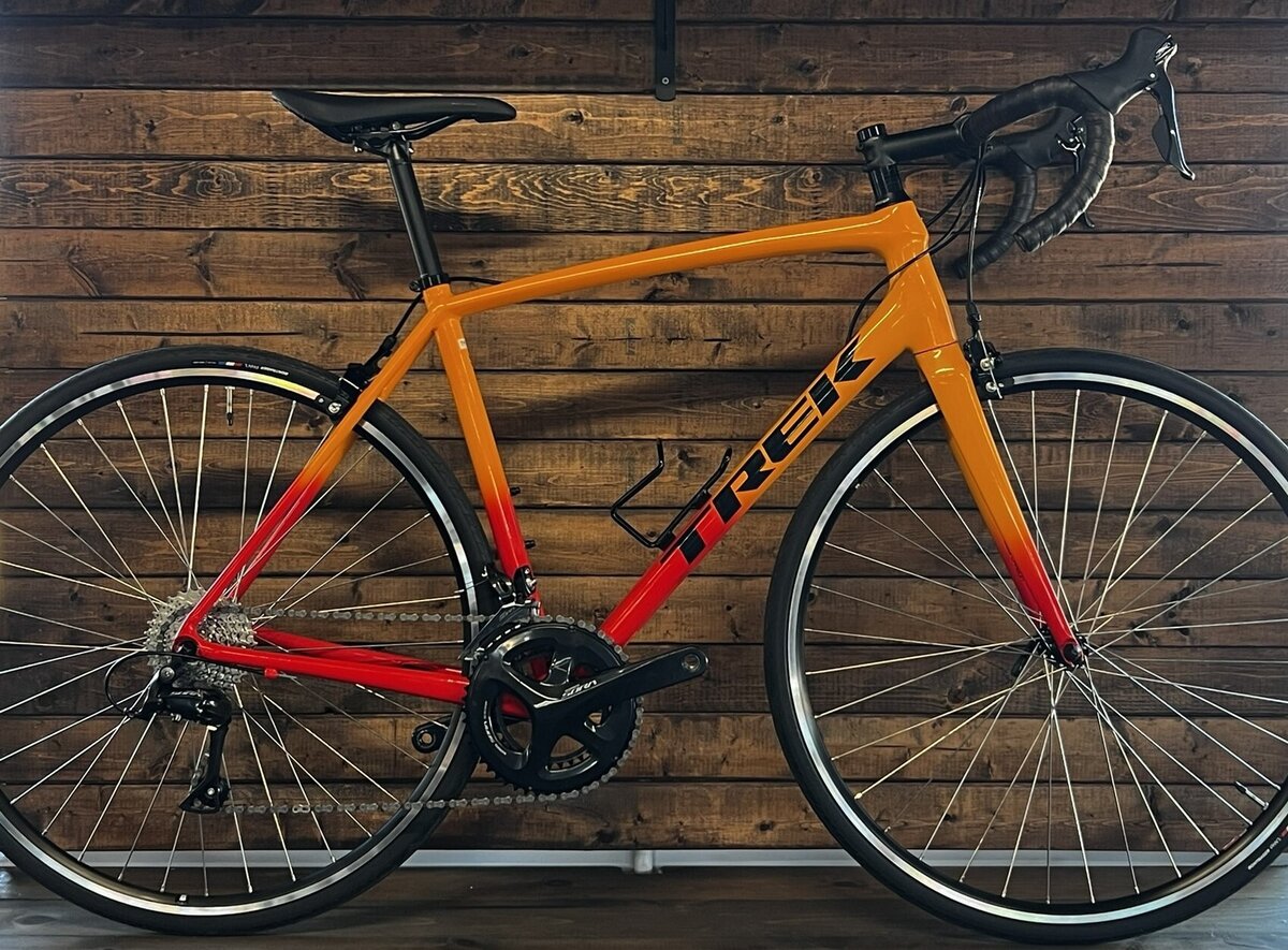 直接譲渡希望　Trek EMONDA S5 黒/オレンジ 直接譲渡希望Trek EMONDA S5 黒/オレンジ