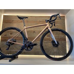 S-Works Venge (2021) custom build w. Ultegra Di2 and Enve 65 