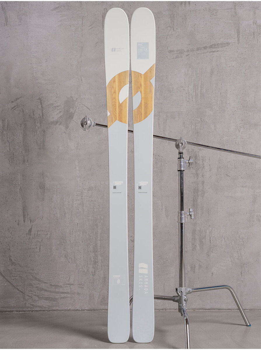 アルマダストレンジャー ゼロシリーズ スキーARMADA STRANGER ZERO