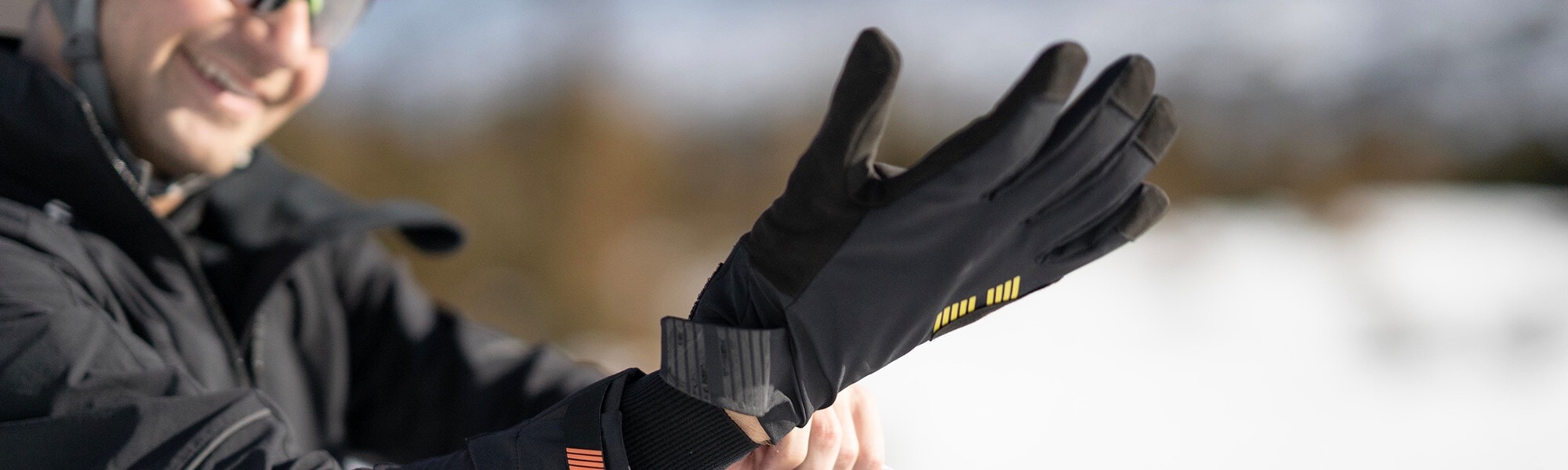 Choosing the Best Winter Cycling Gloves header image