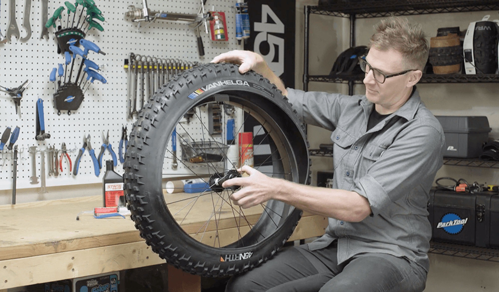 Tubeless Tire Step A image