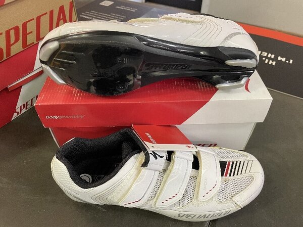 Specialized Sport Road Shoe White/Silver 40cm
