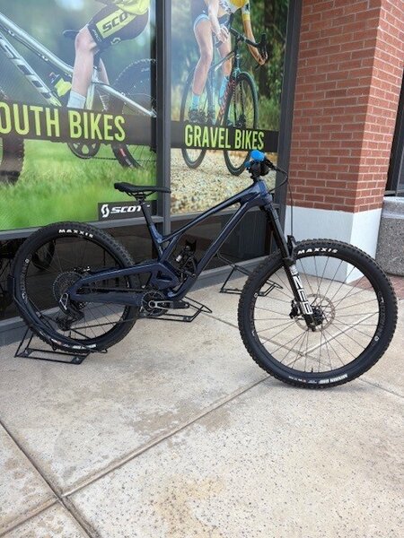 Evil Bikes Insurgent, size Small, Consigned 