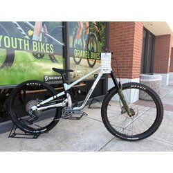 In Store Now - Emigos Bike Shop | Phoenix, AZ