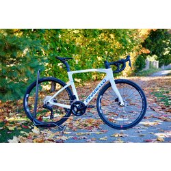 Pinarello F5 - 105 Di2 - 54.5cm