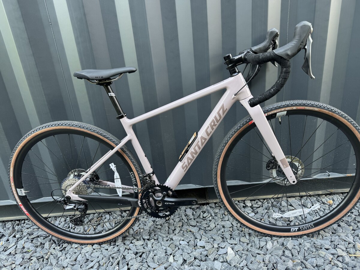 SANTA CRUZ Stigmata2 54 1×11完成車 SANTA CRUZ Stigmata2 54 1×11