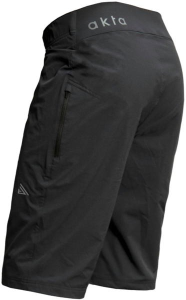 Akta Trail Short Color: Black