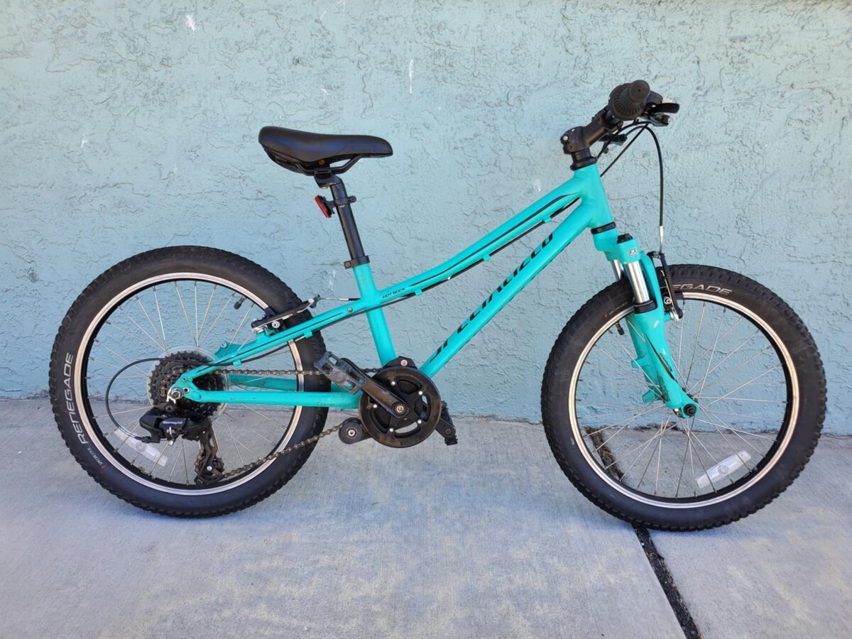 LoweRiders USED SPECIALIZED HOTROCK 20
