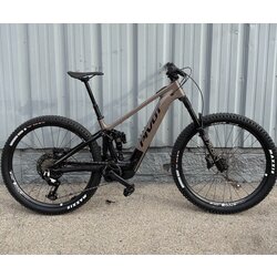 Pivot Cycles Shuttle Am Ride 70/90 Demo Bike 