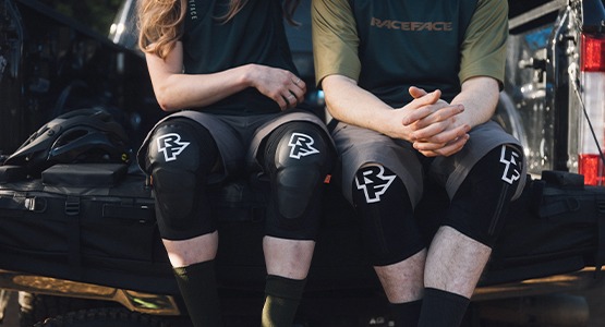 protective gear raceface knee pads