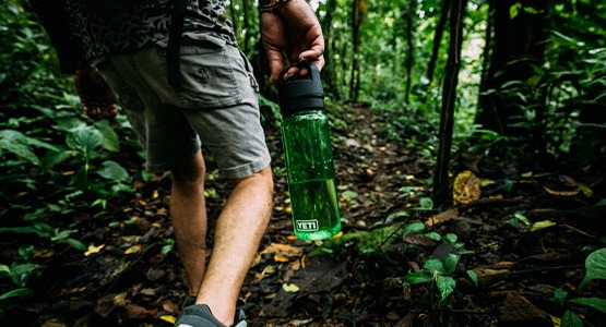 Yeti Yonder water bottle in Canopy Green