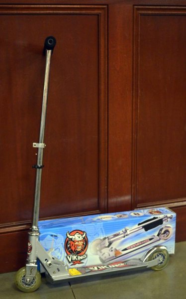 Viking Folding Scooter - Zane's Cycles Branford Connecticut