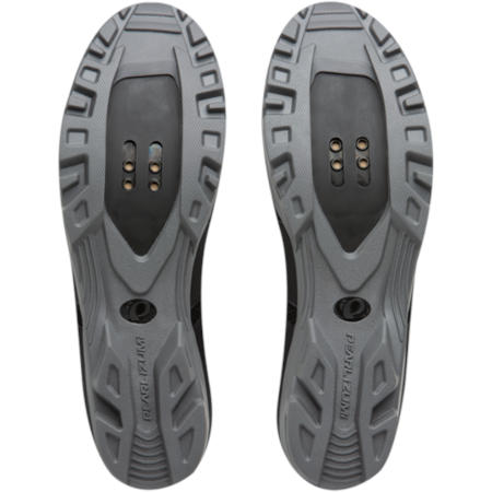 Bottom tread of the Pearl Izumi Women's All-Road V5 Bicycle Touring Shoes