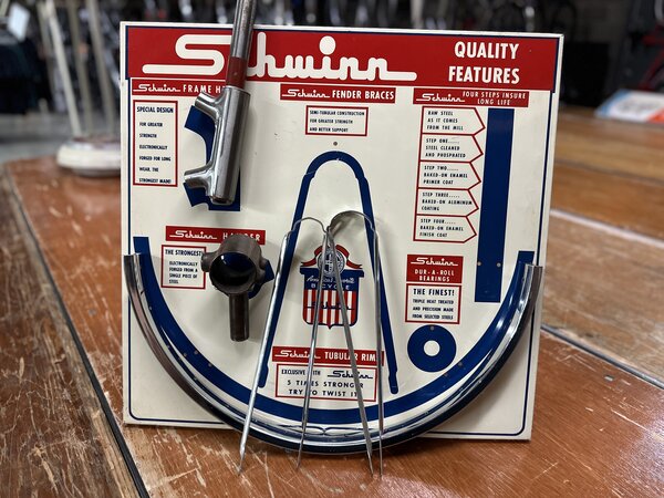 Northtowne Cycling Schwinn Quality Features Dealer Sales Display & all  components - Northtowne Cycling & Fitness | Cedar Rapids, IA Bike Shop
